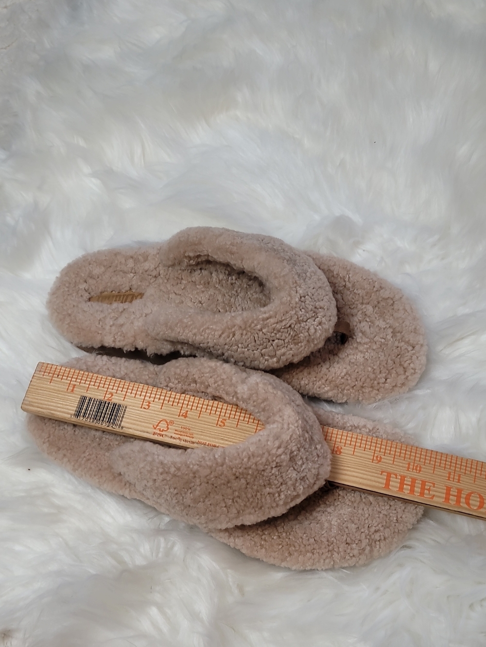 Olukai Womens Kīpe'a Heu Fuzzy Slipper Sandals Tan - Picture 4 of 8